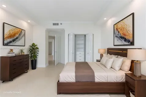 21150 Point Place Aventura FL 33180