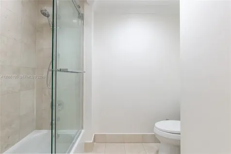 21150 Point Place Aventura FL 33180