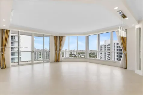 21150 Point Place Aventura FL 33180