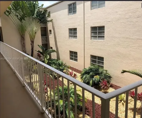7705 SW 86th Street Miami FL 33143