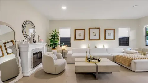 16051 NW 87th Court Miami Lakes FL 33018