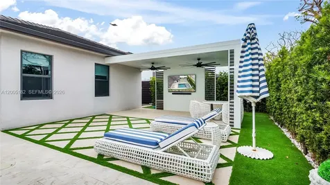 16051 NW 87th Court Miami Lakes FL 33018