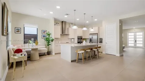 16051 NW 87th Court Miami Lakes FL 33018
