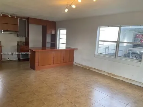 758 SW 3rd Place Dania Beach FL 33004