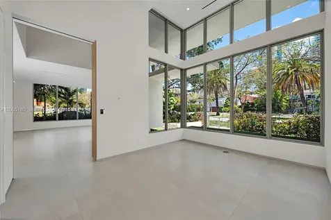 2100 S Miami Avenue Miami FL 33129