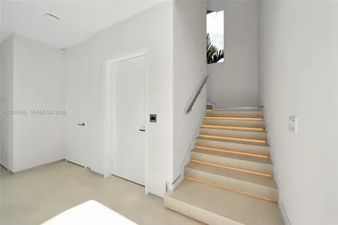 2100 S Miami Avenue Miami FL 33129