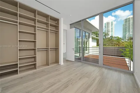 2100 S Miami Avenue Miami FL 33129
