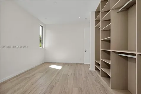 2100 S Miami Avenue Miami FL 33129