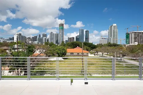 2100 S Miami Avenue Miami FL 33129