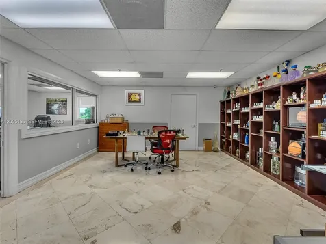 8299 NW 30th Terrace Doral FL 33122