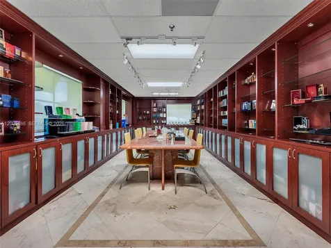 8299 NW 30th Terrace Doral FL 33122