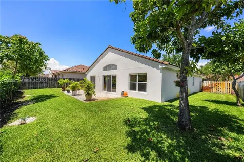 18510 NW 23rd Street Pembroke Pines FL 33029