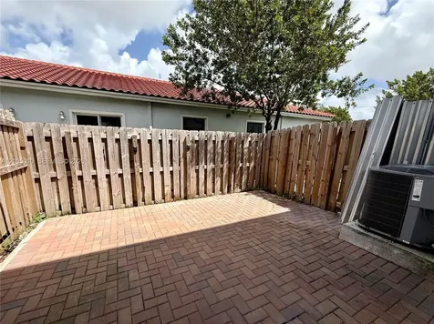 529 NE 1st Drive Florida City FL 33034