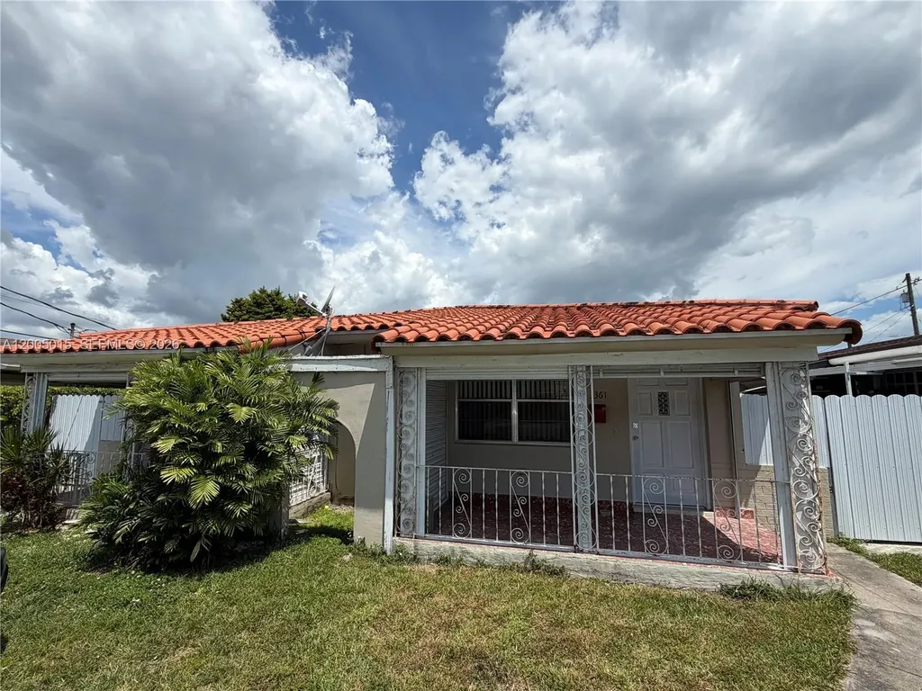 3361 SW 28th Street Miami FL 33133