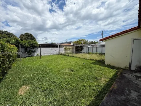 3361 SW 28th Street Miami FL 33133