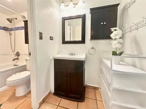 7135 Collins Avenue Miami Beach FL 33141