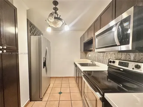 7135 Collins Avenue Miami Beach FL 33141