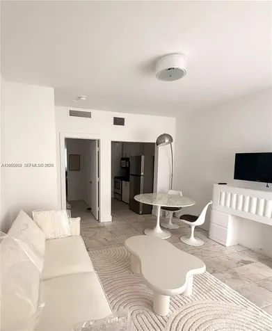801 8th Street Miami Beach FL 33139