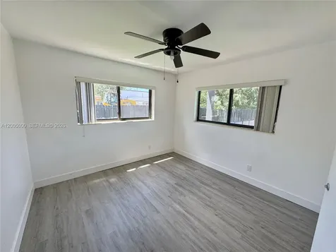 6901 SW 10th Court Pembroke Pines FL 33023