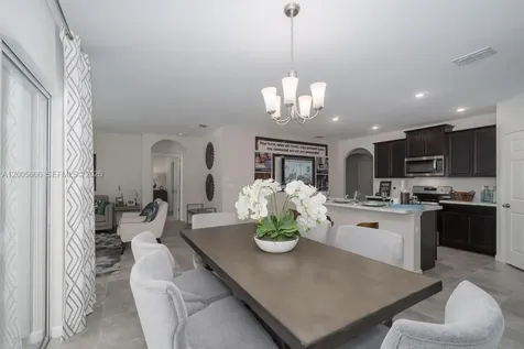 2137 SE Glenrock Terrace Port St. Lucie FL 34952