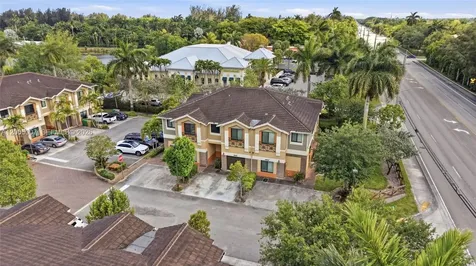 6320 S Station Square Davie FL 33314