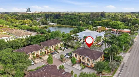 6320 S Station Square Davie FL 33314