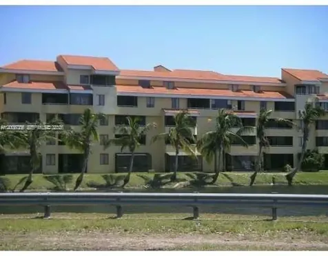 8205 SW 152nd Avenue Miami FL 33193