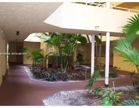 8205 SW 152nd Avenue Miami FL 33193