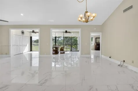 11538 Briarwood Circle Boynton Beach FL 33437