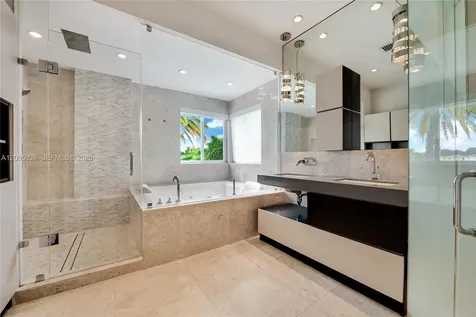 7094 NW 109th Court Doral FL 33178