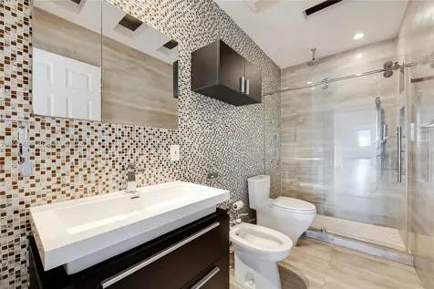 7094 NW 109th Court Doral FL 33178