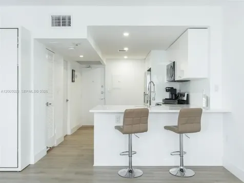 10275 Collins Avenue Bal Harbour FL 33154