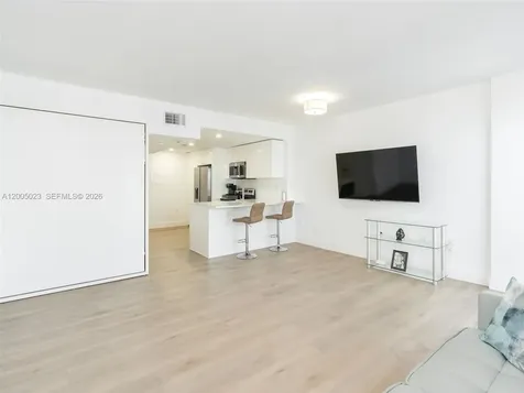 10275 Collins Avenue Bal Harbour FL 33154