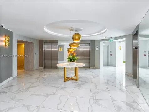 10275 Collins Avenue Bal Harbour FL 33154