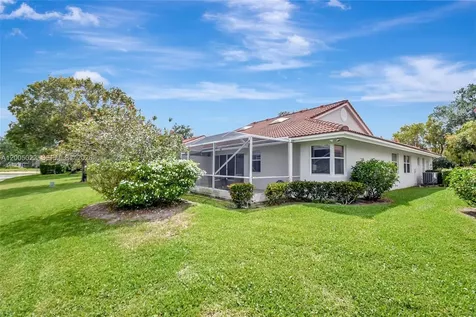 7713 Springwater Place Boynton Beach FL 33437