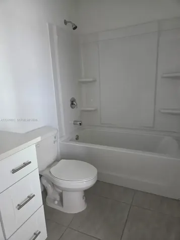 3230 Skyline Loop Kissimmee FL 34758