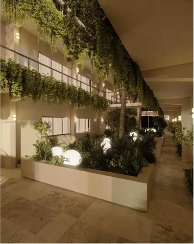 260 Collins Avenue Miami Beach FL 33139