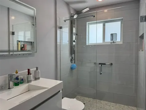729 E 23rd Street Hialeah FL 33013
