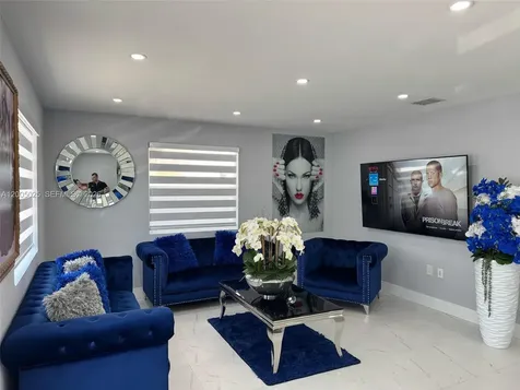 729 E 23rd Street Hialeah FL 33013