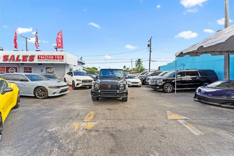 4245 E 8th Avenue Hialeah FL 33013