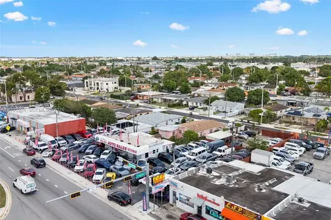 4245 E 8th Avenue Hialeah FL 33013