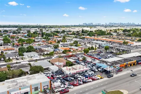 4245 E 8th Avenue Hialeah FL 33013