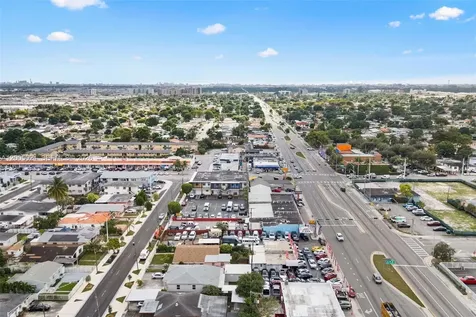 4245 E 8th Avenue Hialeah FL 33013