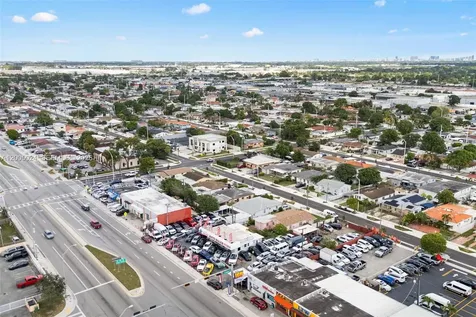 4245 E 8th Avenue Hialeah FL 33013