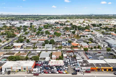 4245 E 8th Avenue Hialeah FL 33013