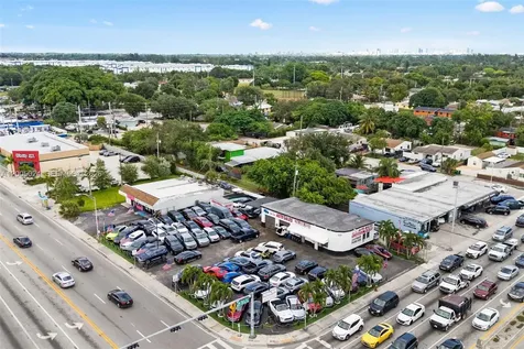 4245 E 8th Avenue Hialeah FL 33013