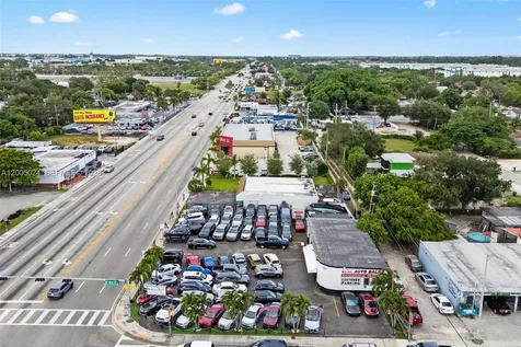 4245 E 8th Avenue Hialeah FL 33013