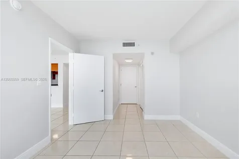 1800 N Bayshore Drive Miami FL 33132