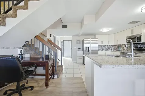 2750 NW 80th Avenue Sunrise FL 33322
