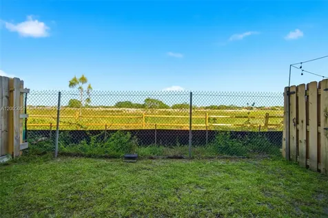 2750 NW 80th Avenue Sunrise FL 33322